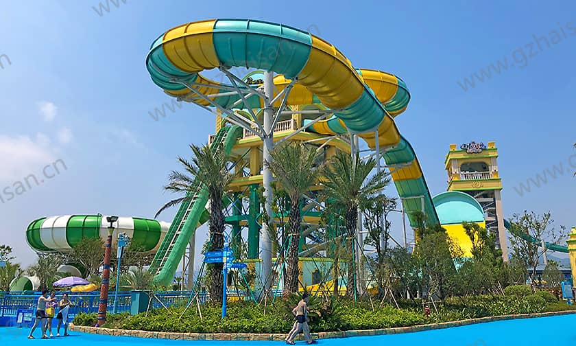 浙江宁波大目湾阿拉的海水上乐园冲天回旋&巨兽碗