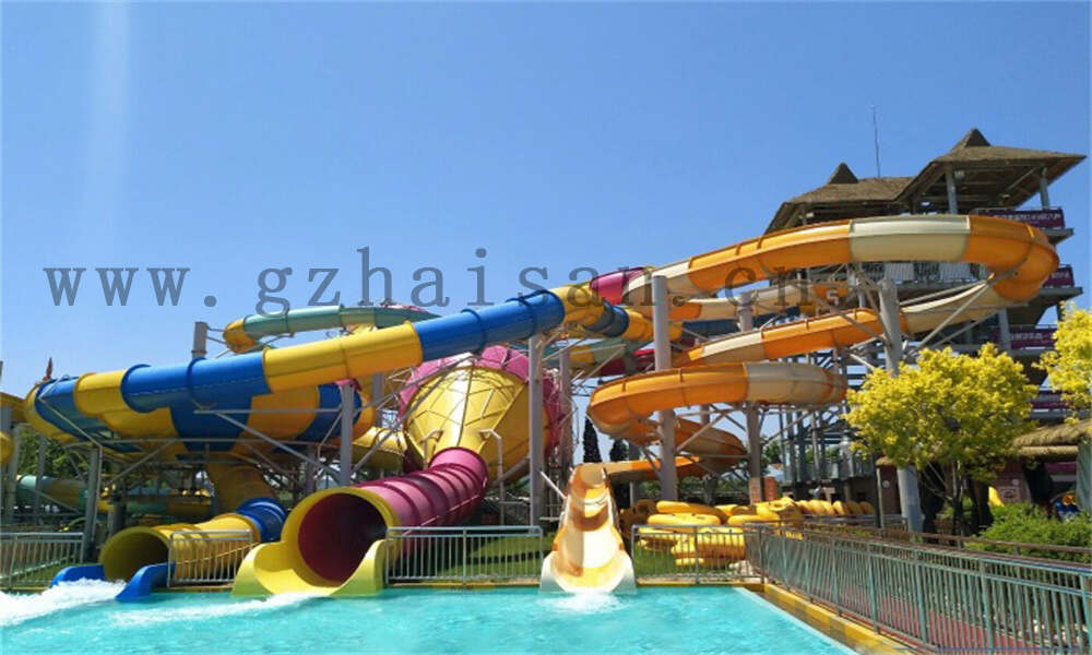 如何安全使用和管理好水滑梯的13点