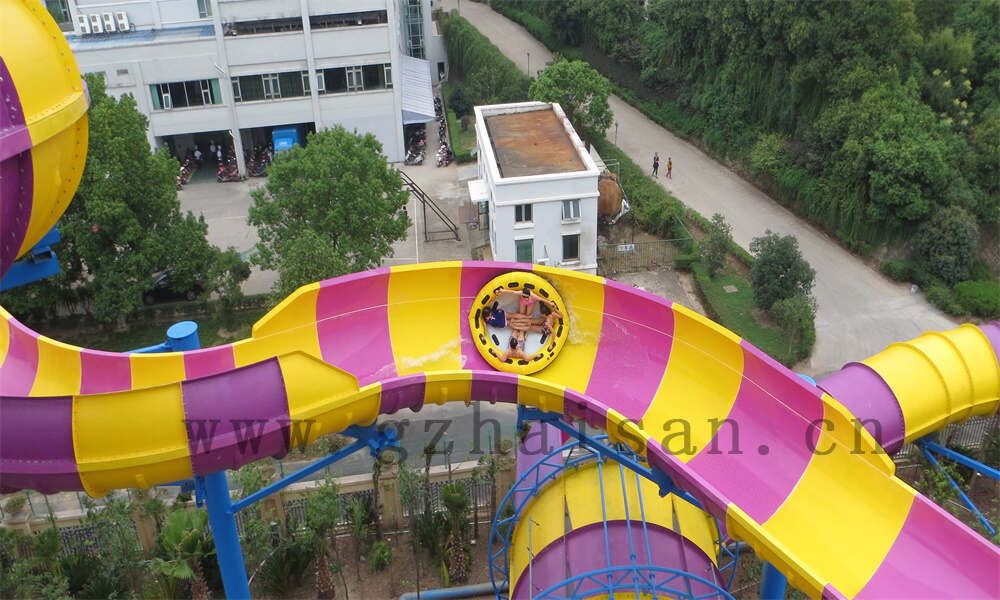 巧用水上乐园设备搭配，打造受欢迎的园子