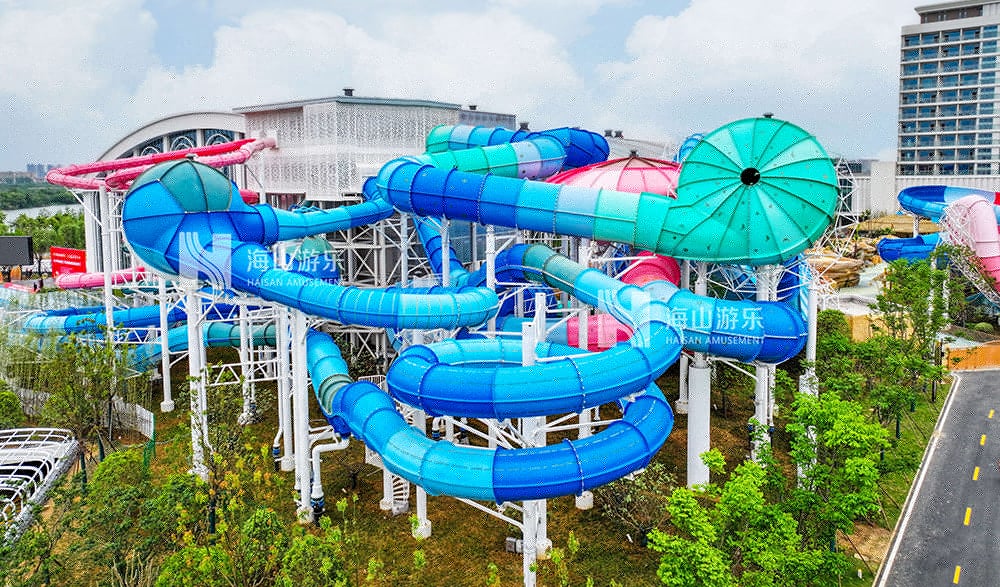 打破季节边界，定义全季狂欢｜超级魔法时空组合滑道，引领水乐园新纪元